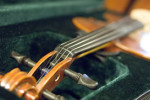 Streichinstrument  Zubehör - Etuis, Streichbögen, Notenständer
